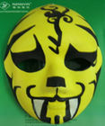 Maska karnawałowa z niebielonego papieru z recyklingu Podpórka Bagassse / Bambus