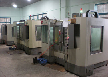 Formowanie filiżanek do kawy z masy celulozowej z aluminium